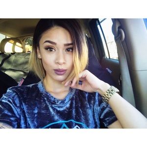 Meet your Posher, Kayla